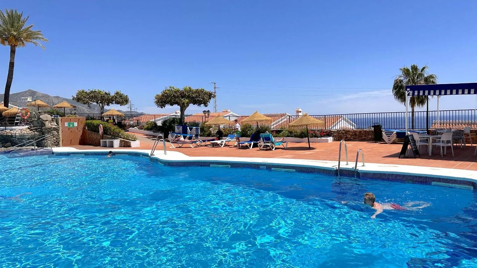 Daire Los Naranjos 15B Capistrano Village By Casasol Nerja