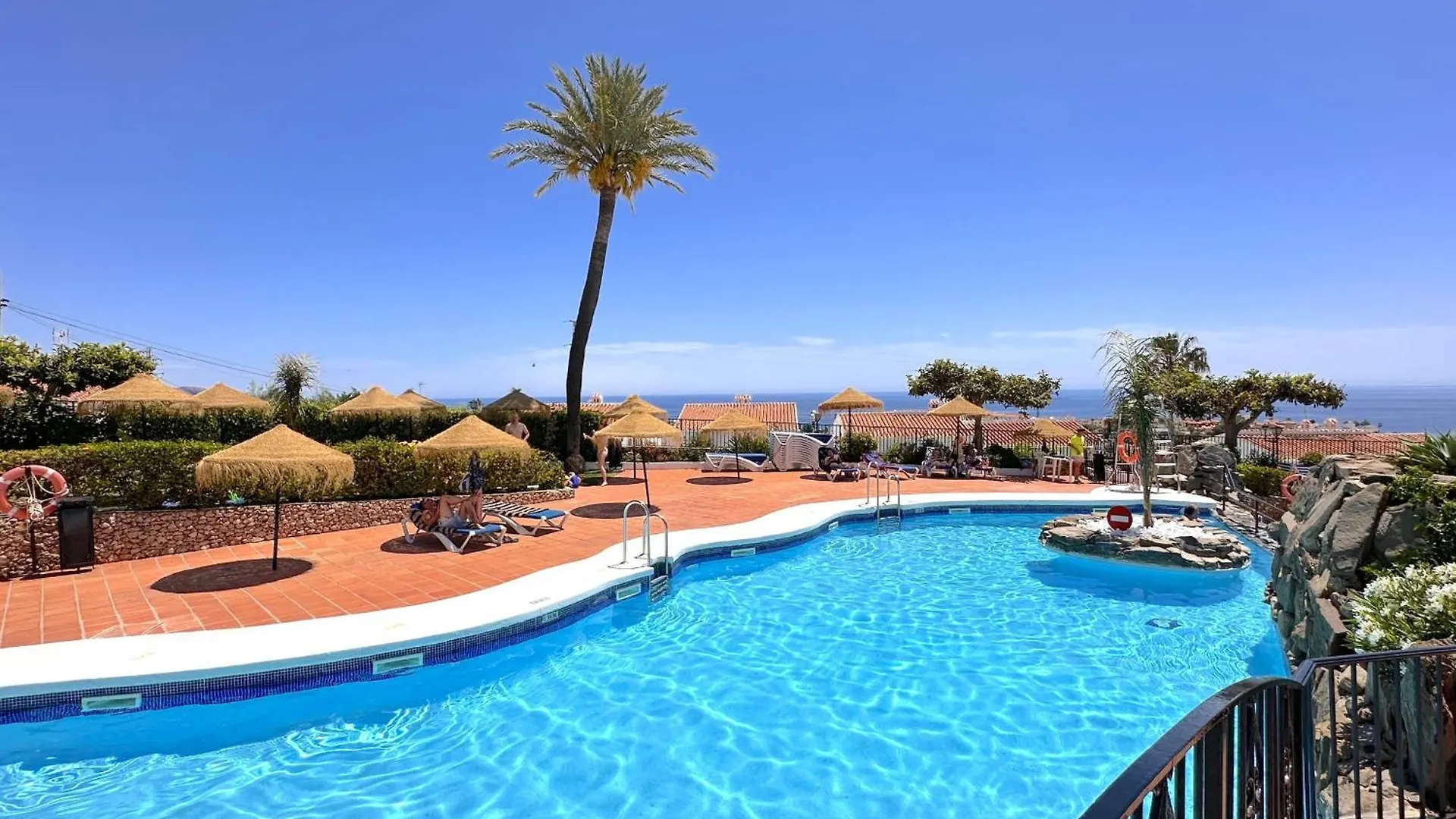 Los Naranjos 15B Capistrano Village By Casasol Nerja İspanya